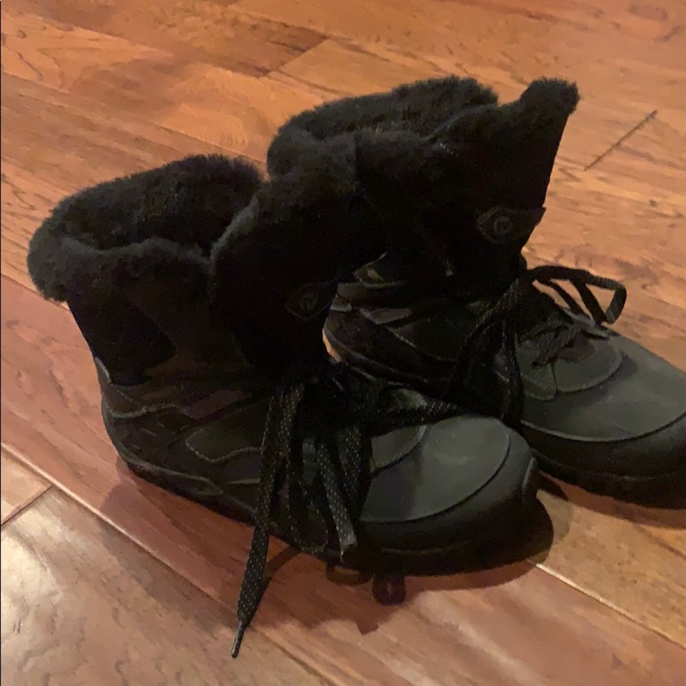 Snow Boots